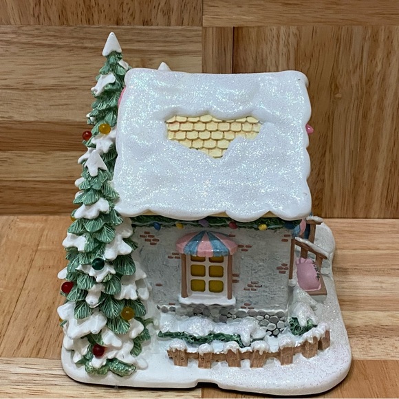 2001 Hawthorne Village Precious Moments HOLLY DAY GREETINGS POST OFFICE Lighted - Picture 8 of 16